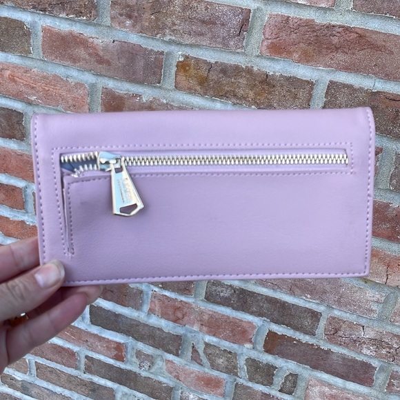 Aimee Kestenberg Pink Wallet Bifold Medium Barbiecore Classic Neutral Feminine - Picture 3 of 6